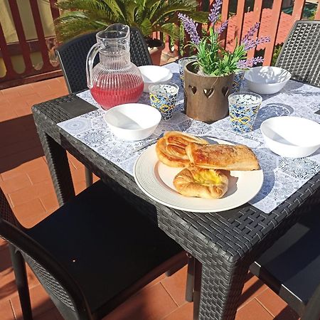 La Casa Di Ele, Parcheggio Privato Gratuito Apartment La Spezia Luaran gambar