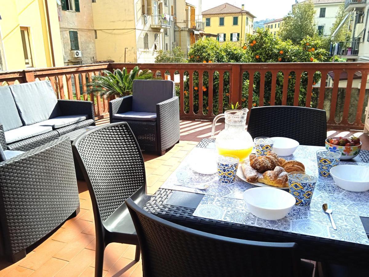 La Casa Di Ele, Parcheggio Privato Gratuito Apartment La Spezia Luaran gambar