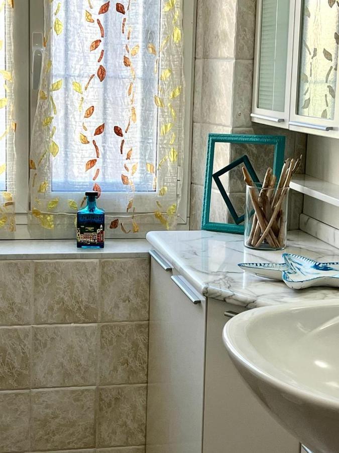 La Casa Di Ele, Parcheggio Privato Gratuito Apartment La Spezia Luaran gambar